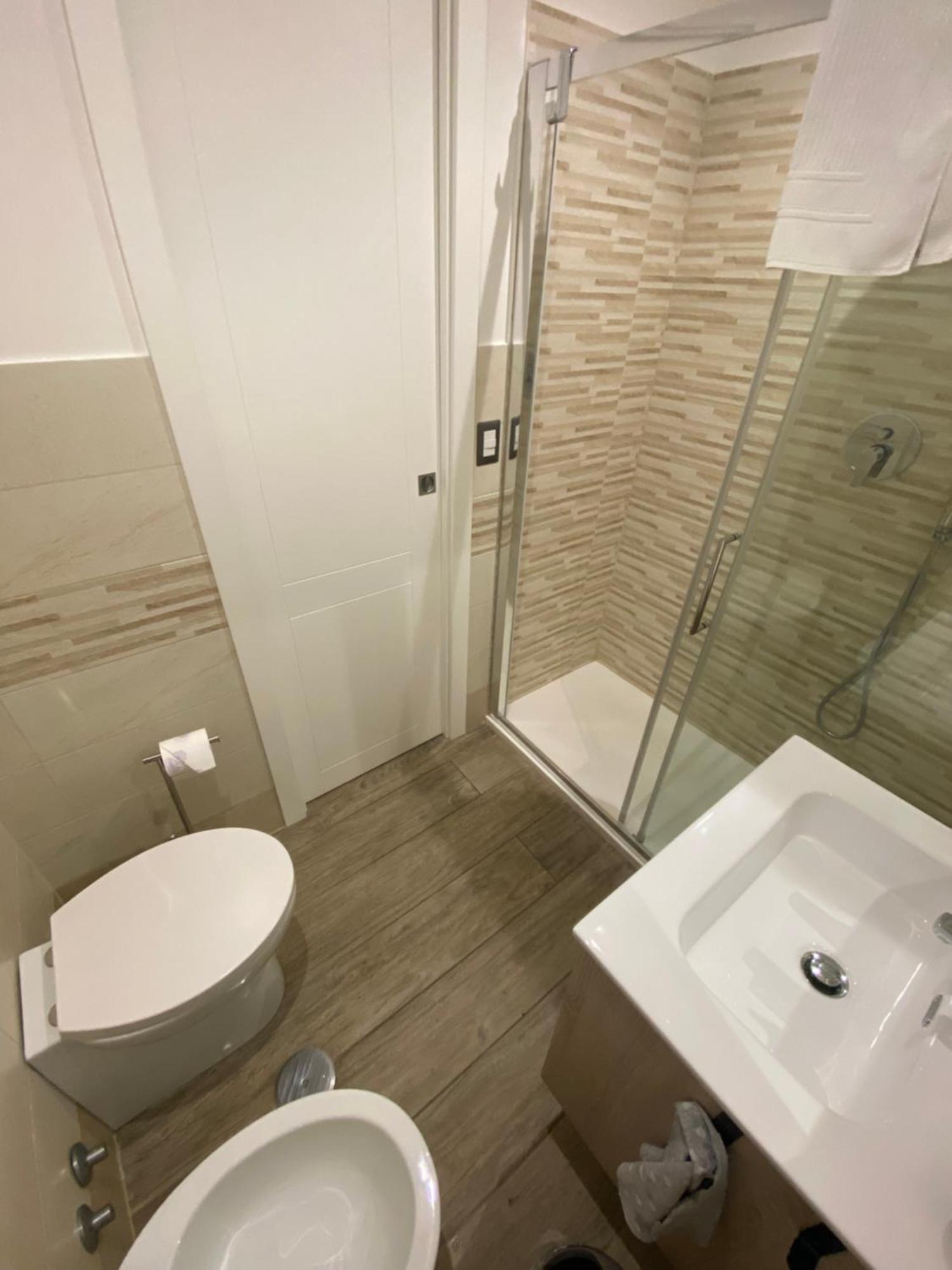Domus Cinecitta Bed & Breakfast Roma Ngoại thất bức ảnh