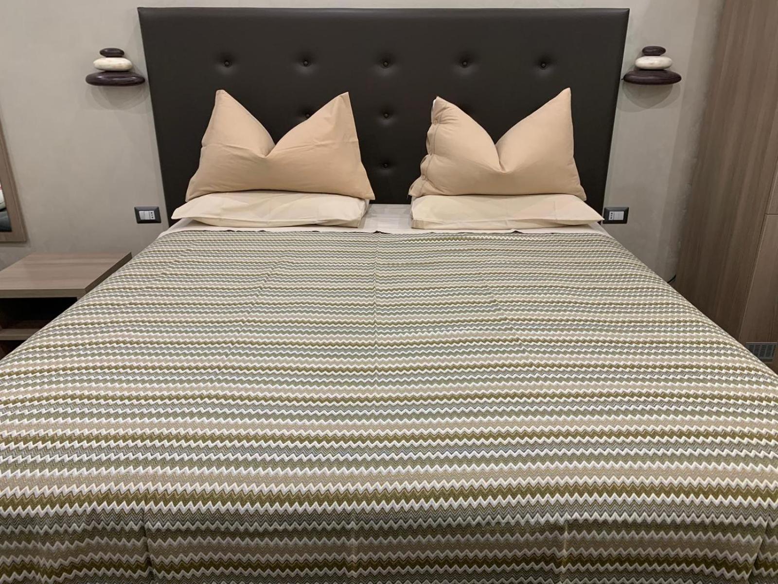 Domus Cinecitta Bed & Breakfast Roma Ngoại thất bức ảnh