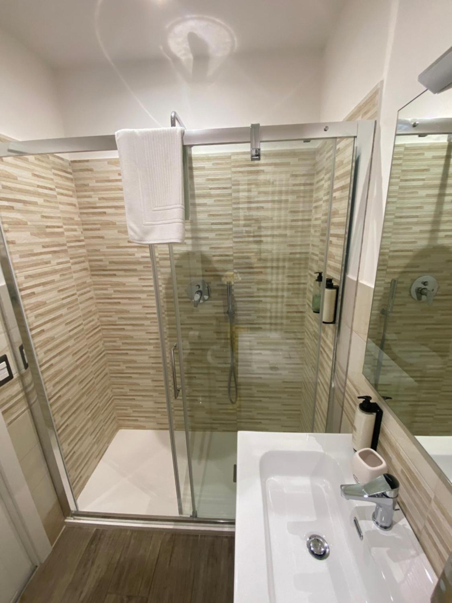 Domus Cinecitta Bed & Breakfast Roma Ngoại thất bức ảnh